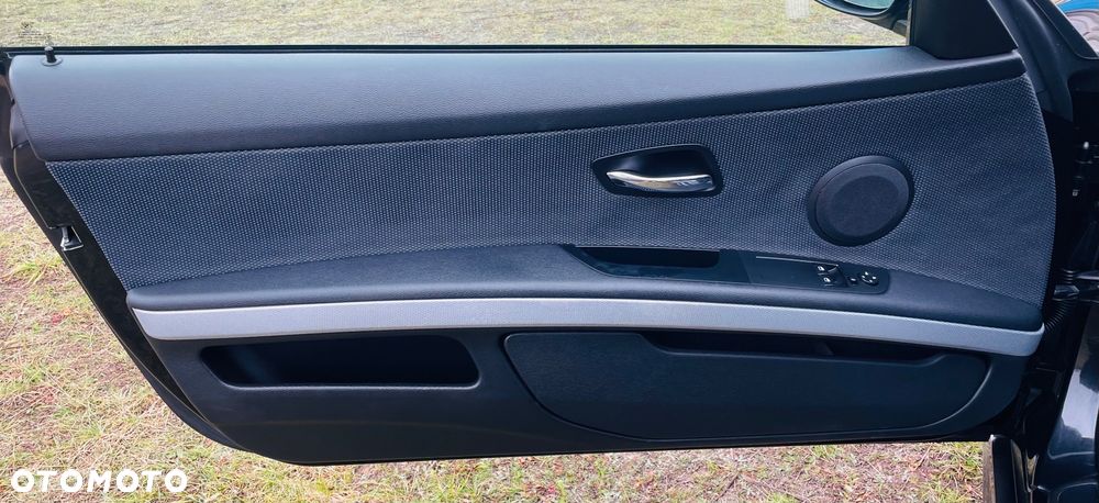 BMW Seria 3 320d DPF - 22