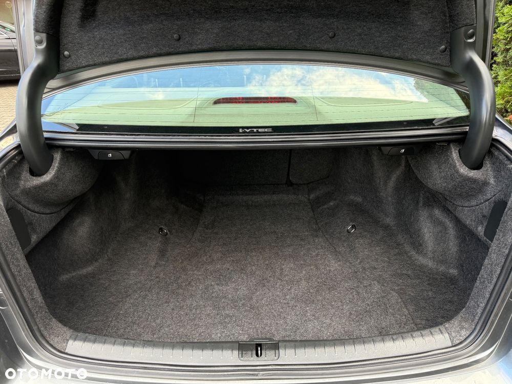 Honda Accord 2.0 Executive - 25