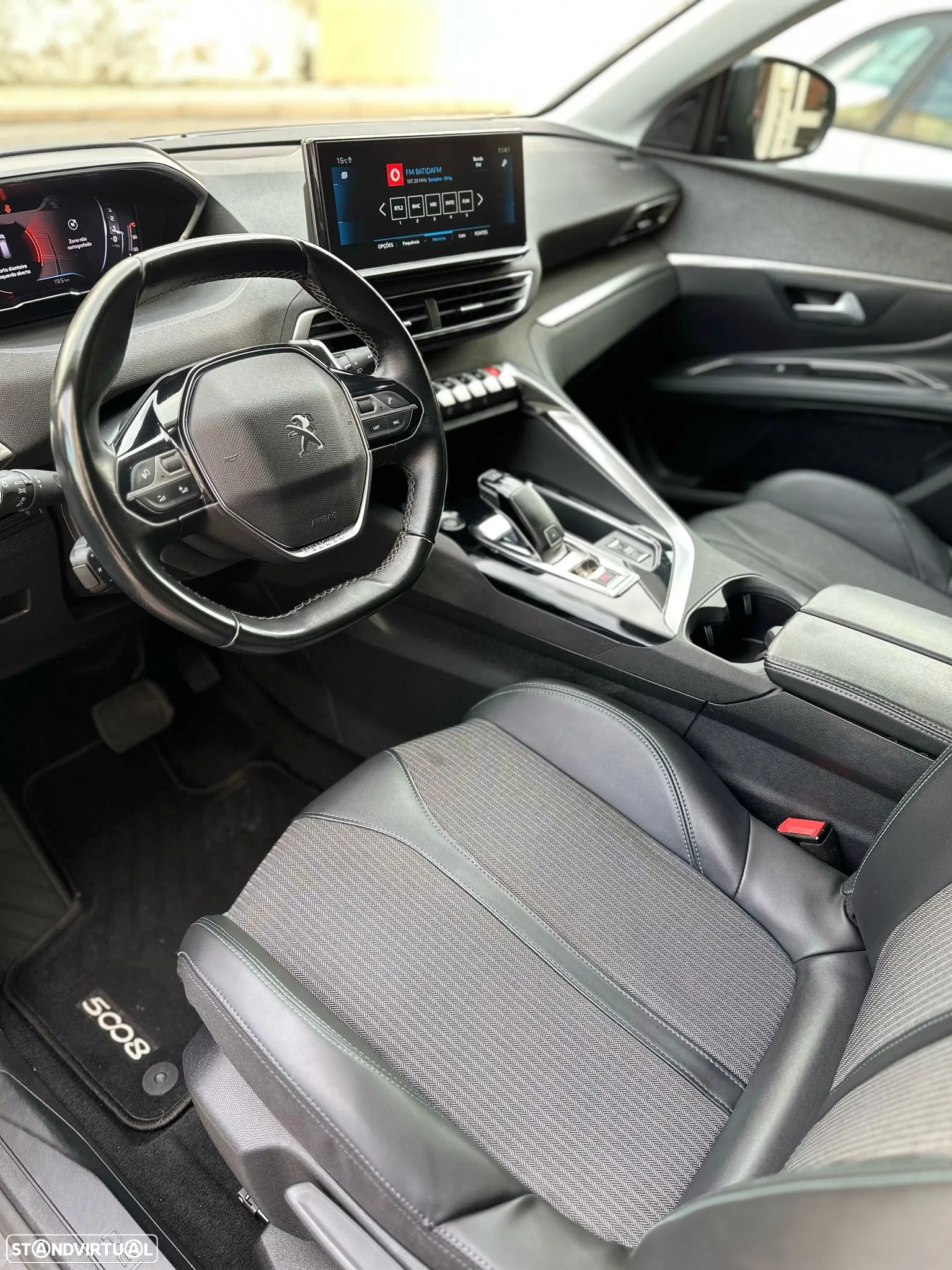 Peugeot 5008 1.2 PureTech Allure Pack EAT8 - 8