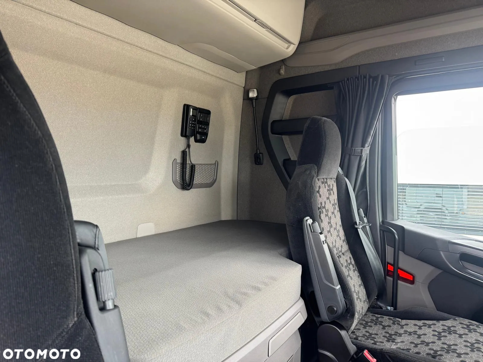 Scania S450 / 2021r/ FULL LEDY/ ADR AT/ KLIMA STACJONARNA/ NAVI/ BAKI 1450L - 33
