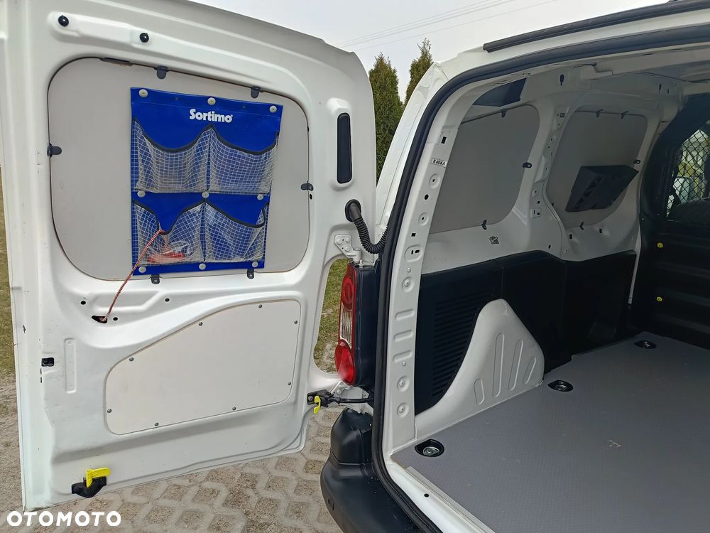 Peugeot Partner - 15