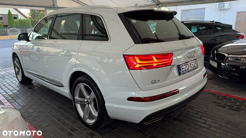 Audi Q7 3.0 TDI Quattro Tiptronic - 23