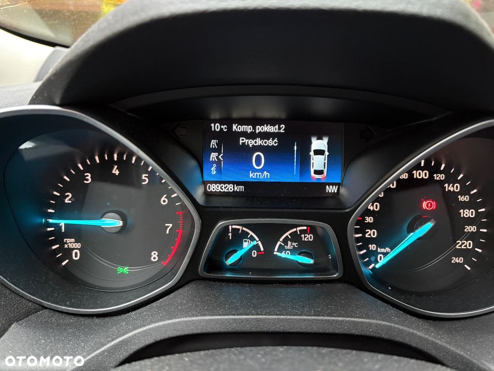 Ford Kuga - 7