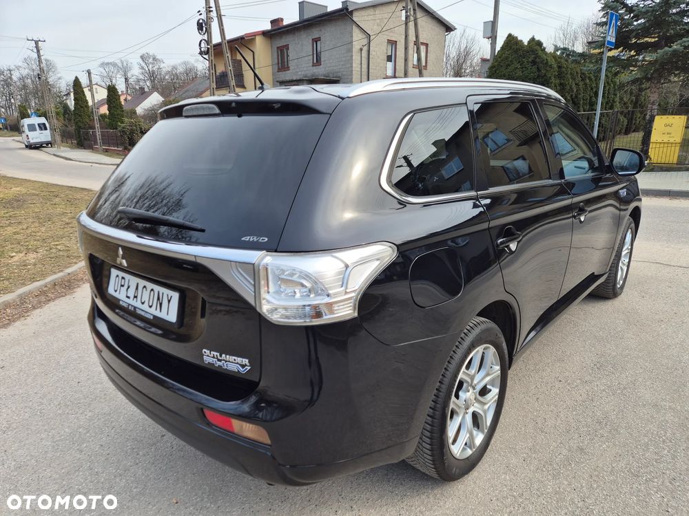 Mitsubishi Outlander - 20