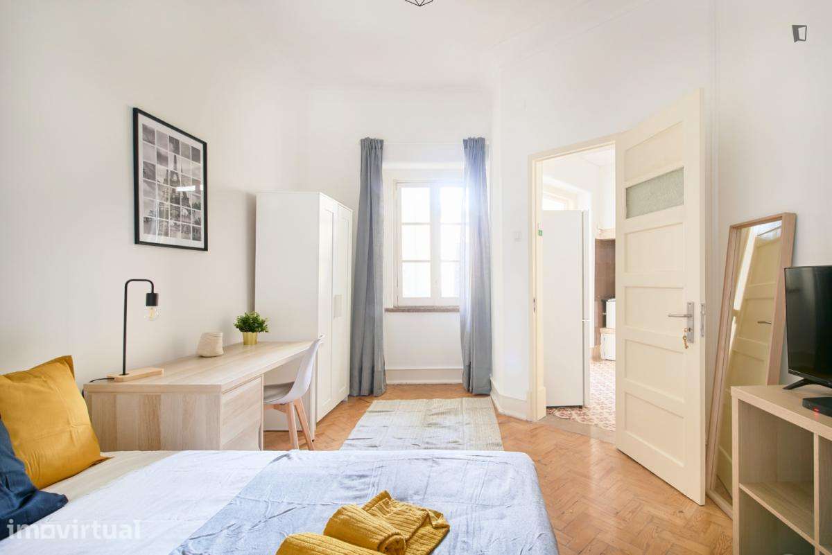 Quarto - localizado em Alameda Lisbon - Grande imagem: 2/51