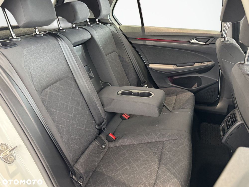 Volkswagen Golf - 16