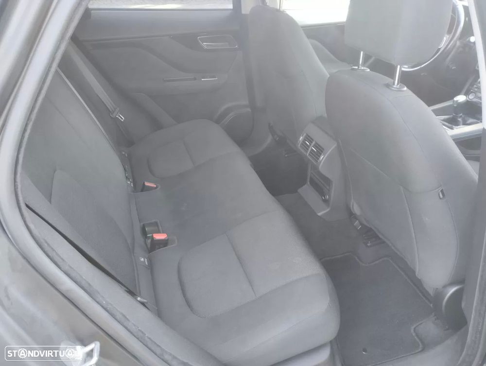 Jaguar F-Pace 2.0 i4D Prestige - 13
