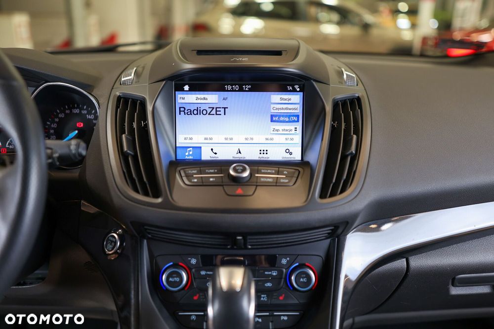 Ford Kuga - 30