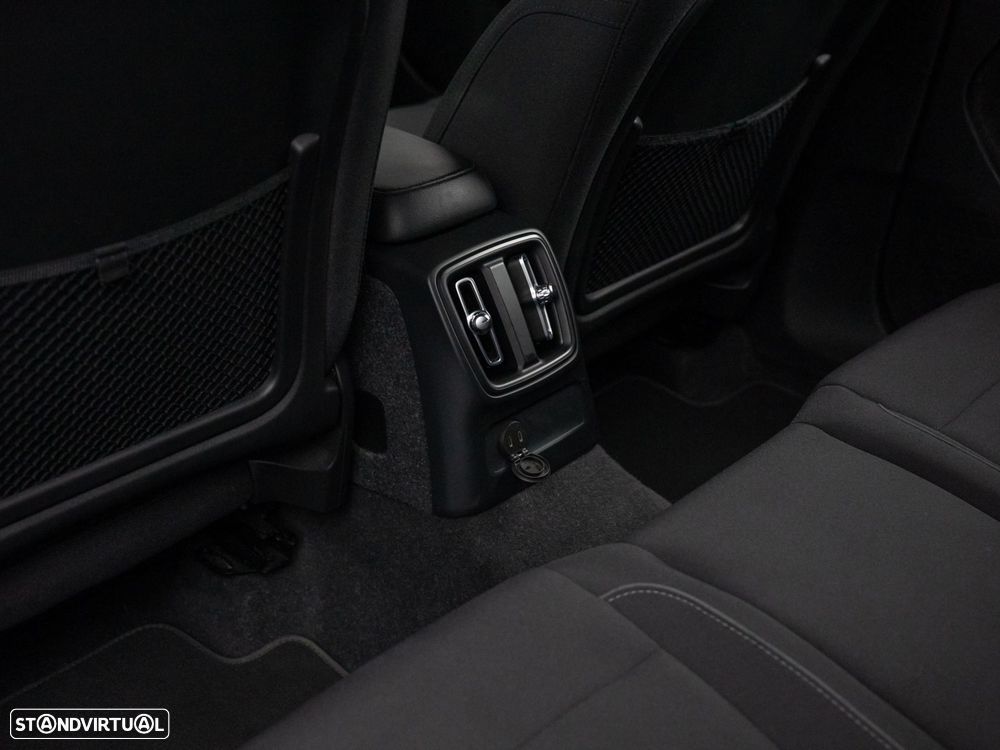 Volvo XC 40 1.5 T5 PHEV Inscription Expression - 43