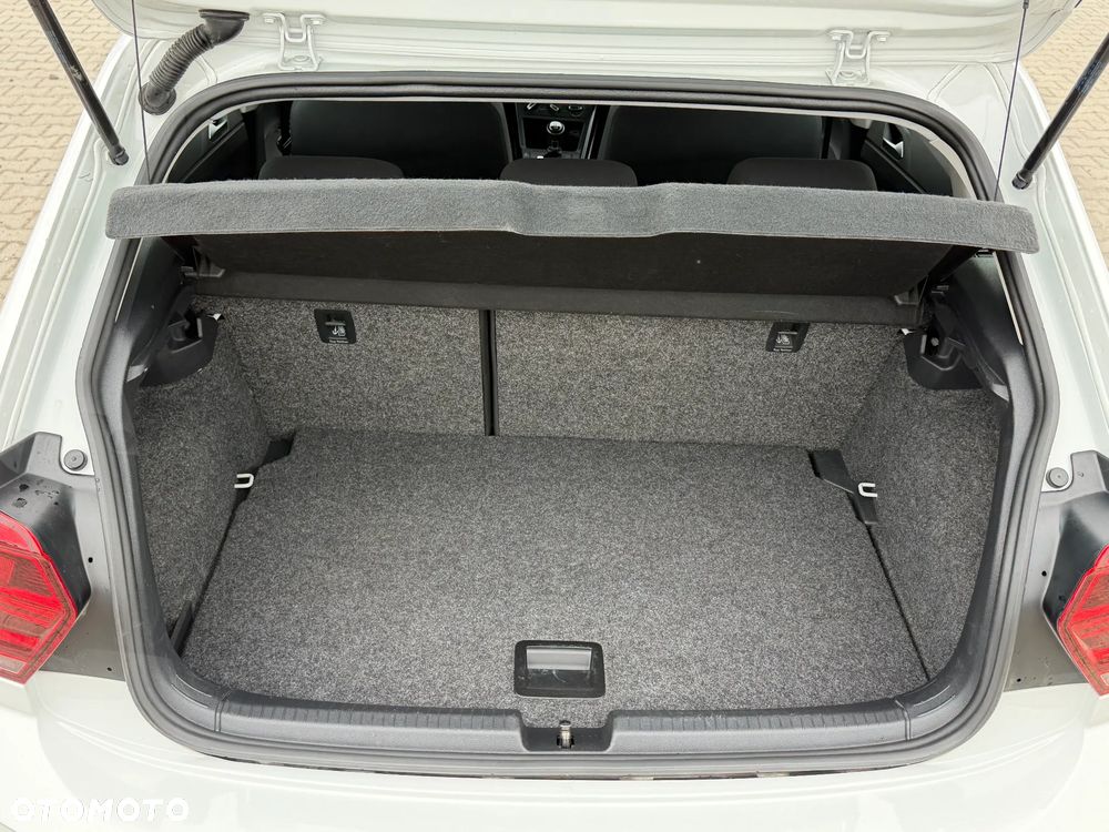 Volkswagen Polo - 20