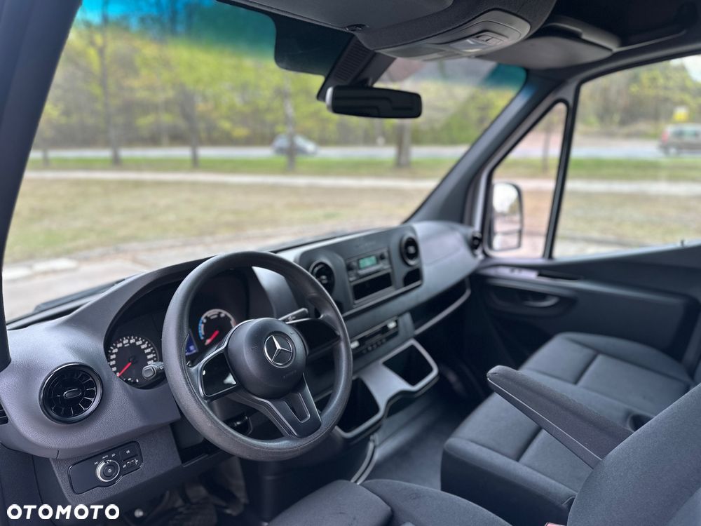 Mercedes-Benz eSprinter - 8