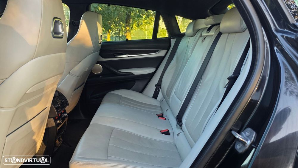 BMW X6 M - 56