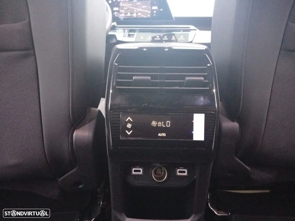 Peugeot 5008 1.2 Hybrid Allure e-DCS6 - 18