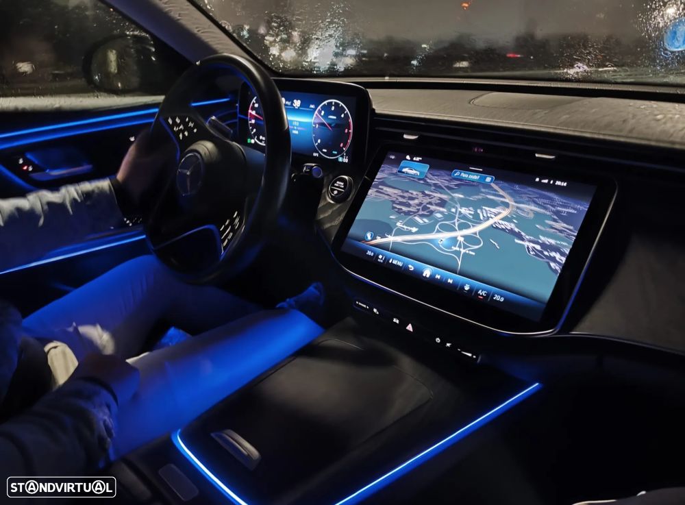 Mercedes-Benz E 220 - 21