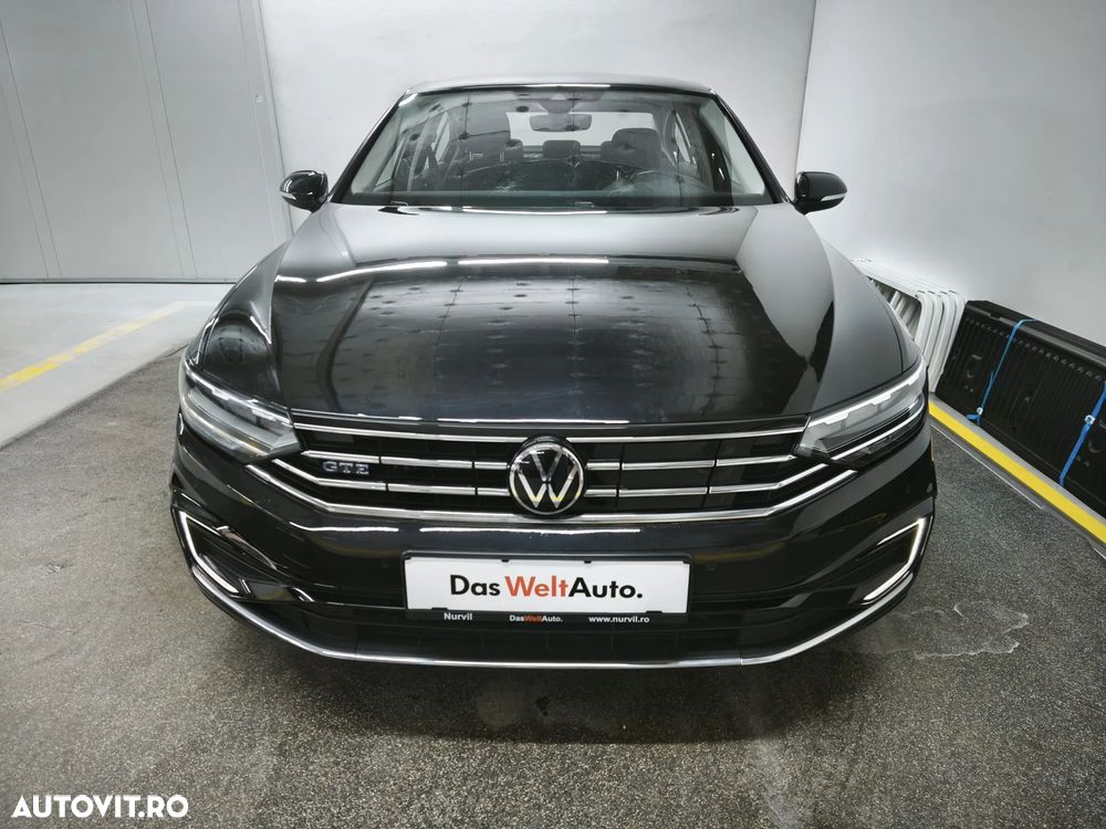 Volkswagen Passat - 5