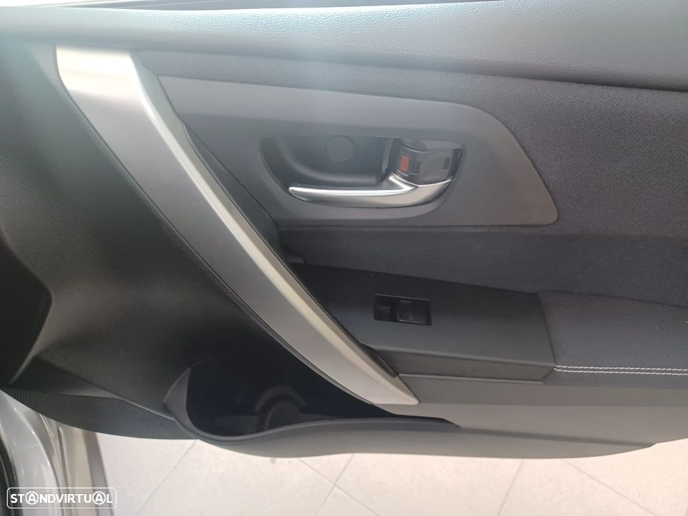 Toyota Auris 1.6 Valvematic Edition - 22