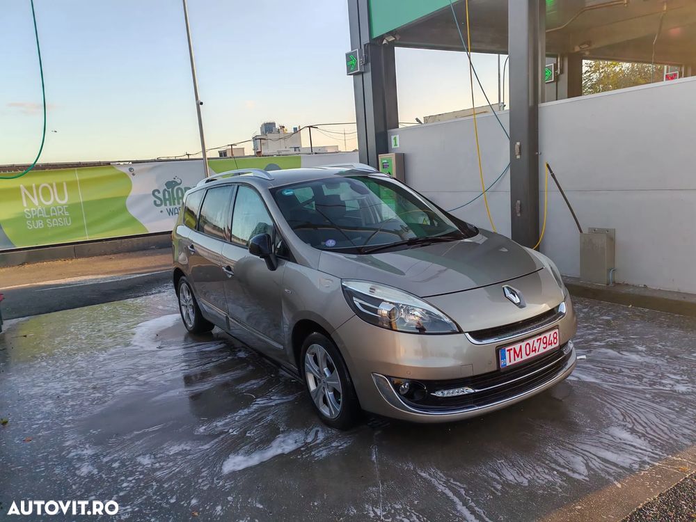 Renault Scenic ENERGY TCe 115 Bose Edition - 27