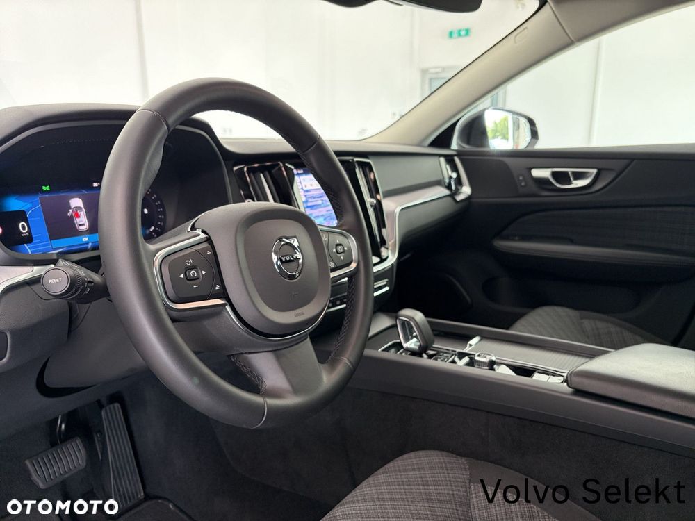 Volvo V60 B3 B Core - 12
