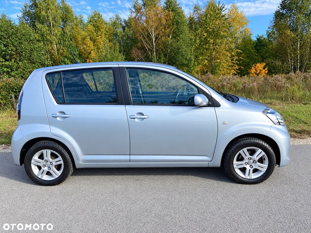 Subaru Justy 2010 photo 3