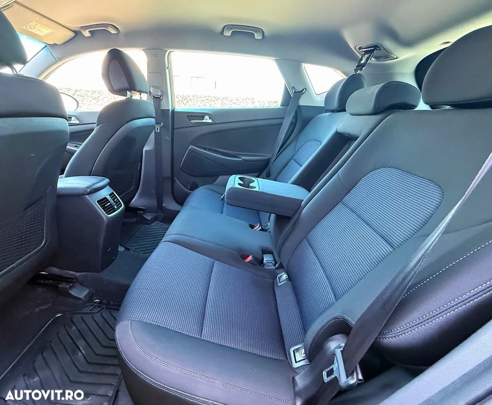 Hyundai Tucson 2.0 CRDI 4WD Automatik Passion - 23