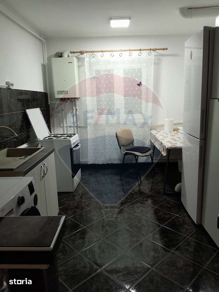 Apartament 2 camere decomandate - str. Alexandru Vladuță, Gherla — fotografia 1