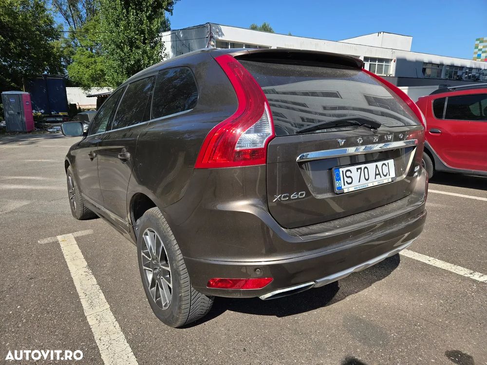 Volvo XC 60 D4AWD Summum - 4