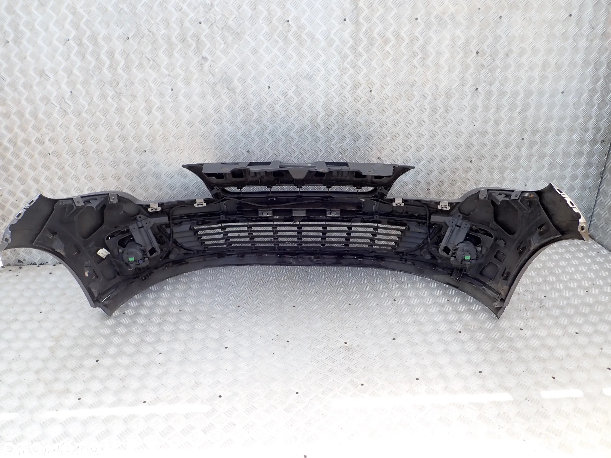 ZDERZAK PRZEDNI RENAULT MEGANE III  620221285R KOD LAKIERU TEKNG - 5