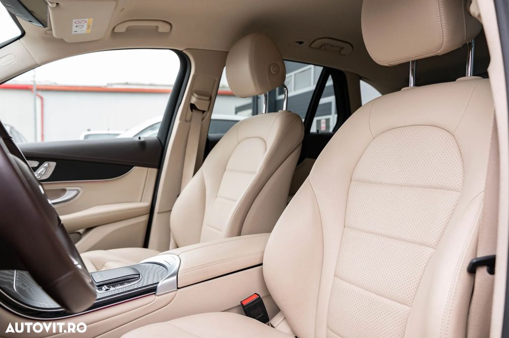 Mercedes-Benz GLC 300 de 4Matic 9G-TRONIC Exclusive - 6