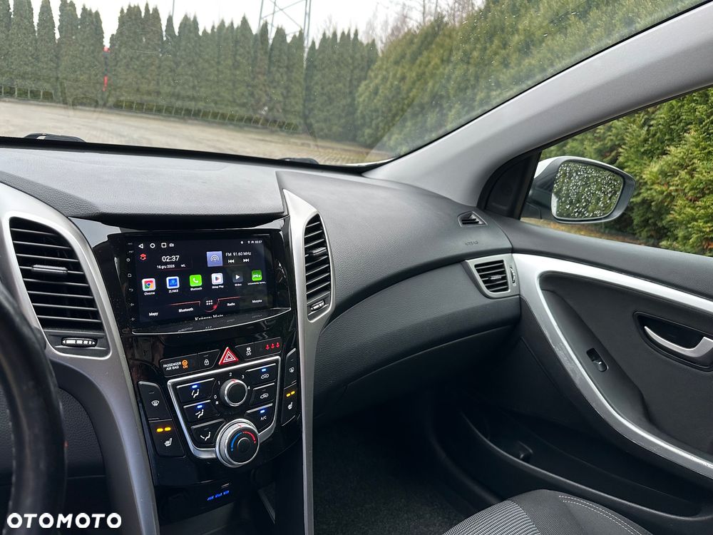 Hyundai i30 blue 1.6 GDI Passion - 6