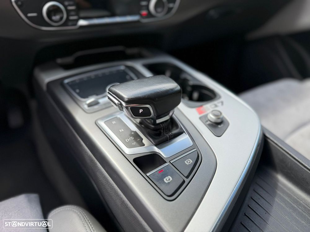 Audi Q7 3.0 TDI quattro tiptronic 7L - 41