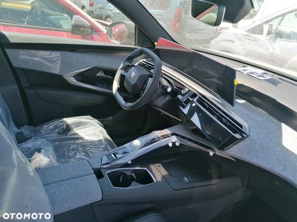 Peugeot 3008 1.2 PureTech mHEV GT E-DCS6 - 7