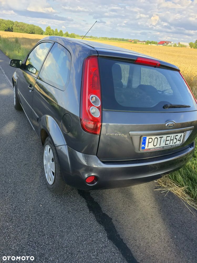Ford Fiesta 1.3 Trend - 7