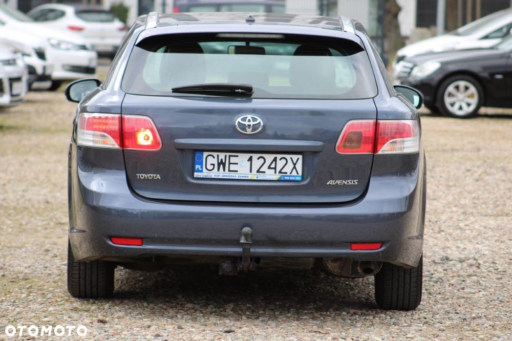Toyota Avensis 1.6 Business Edition - 14