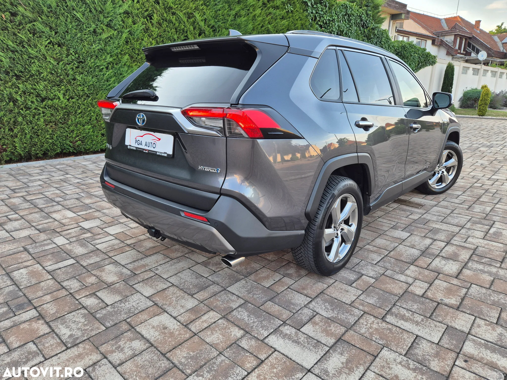 Toyota RAV4 2.5 4x4 Hybrid Lounge - 3
