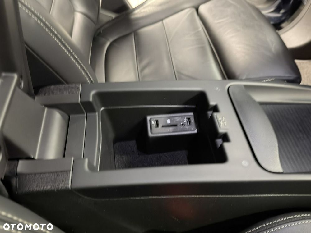 Renault Grand Scenic ENERGY dCi 160 EDC INITIALE PARIS - 22