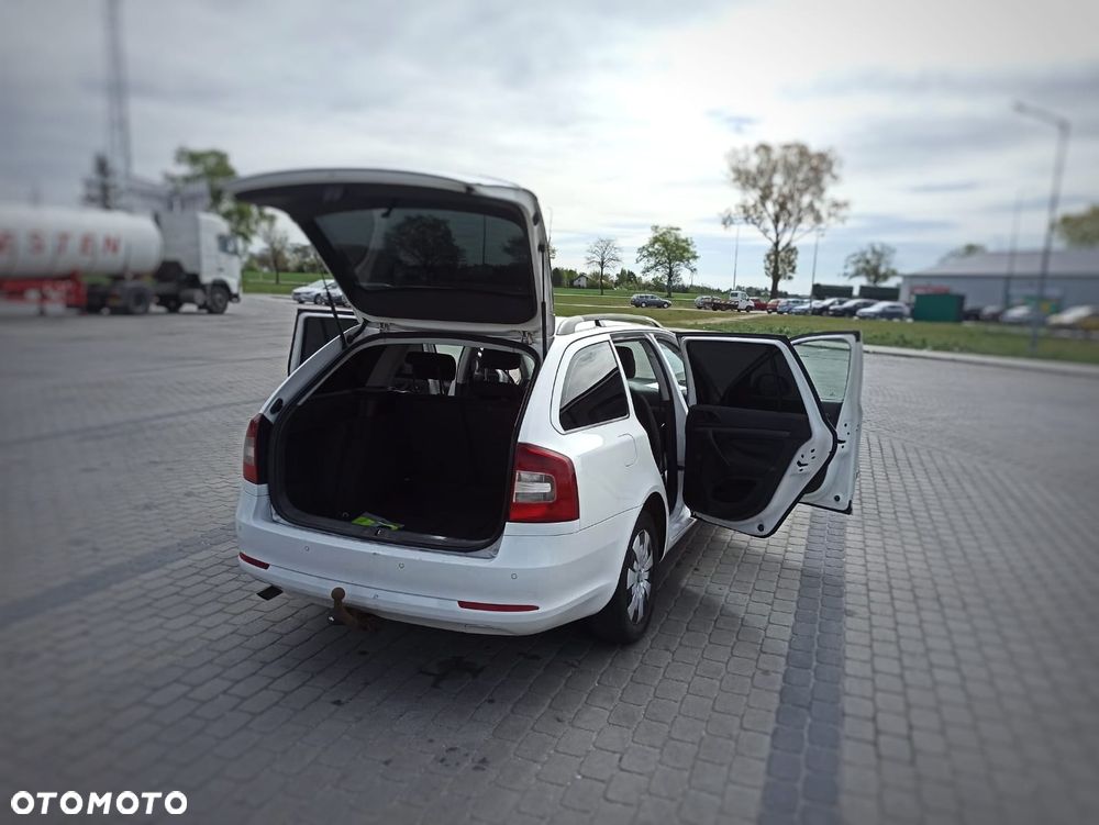 Skoda Octavia 1.6 Mint - 13
