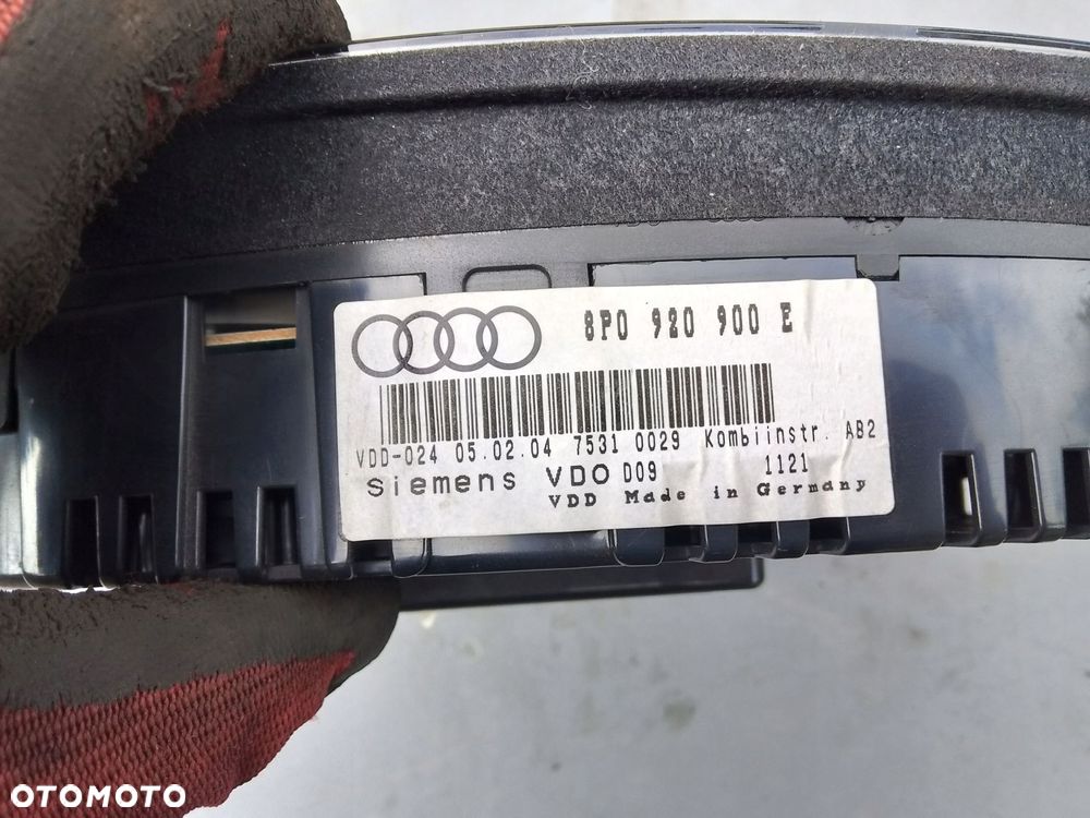licznik zegary audi a3 8p 1.6 mpi 8p0920900e europa - 2