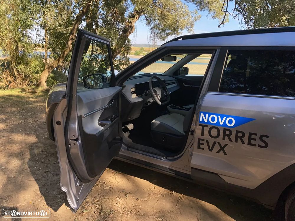KGM Torres EVX 80.6 kWh K5 s/ Tecto de abrir - 8