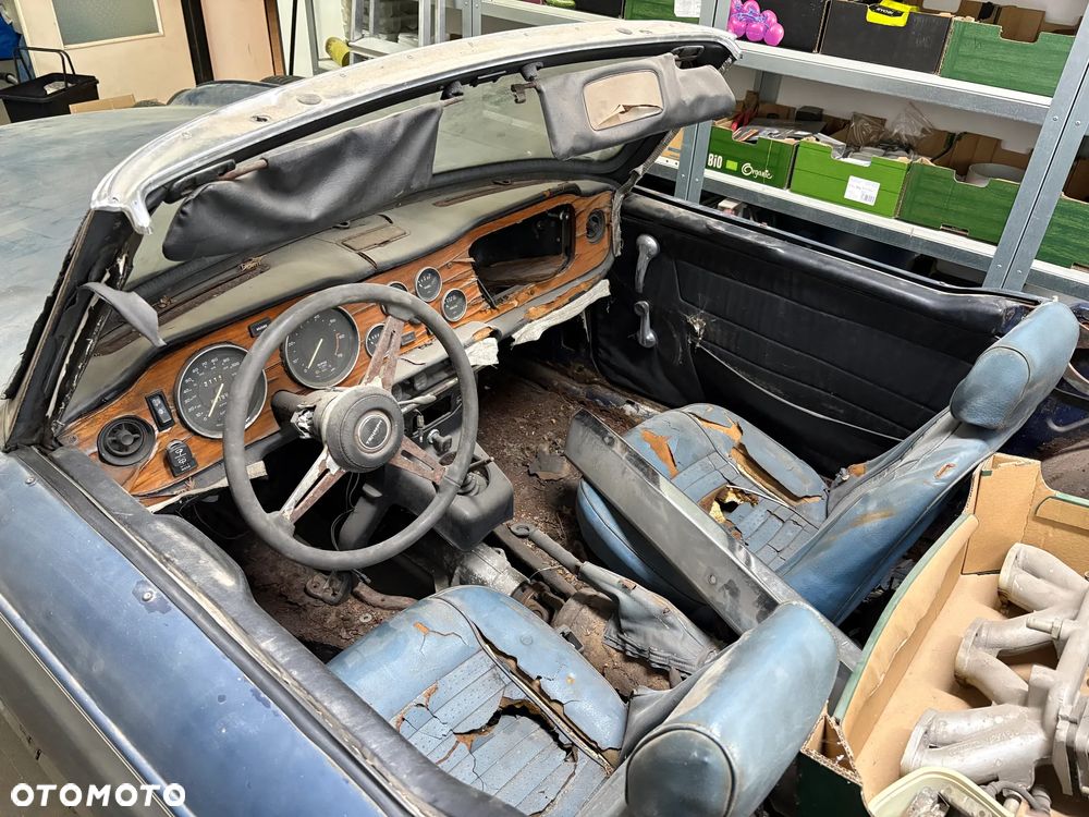 Triumph TR6 - 7