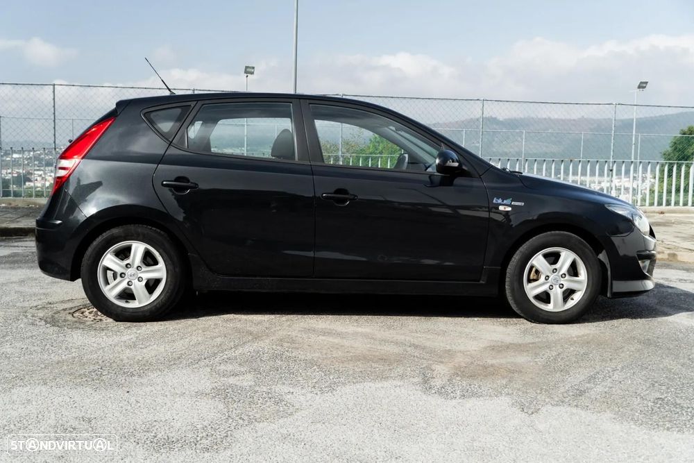Hyundai i30 1.6 CRDi Blue Comfort - 35