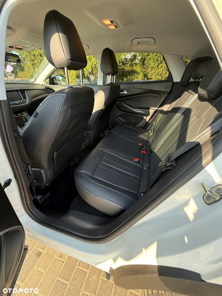 Opel Grandland X 1.2 Start/Stop Business Edition - 15