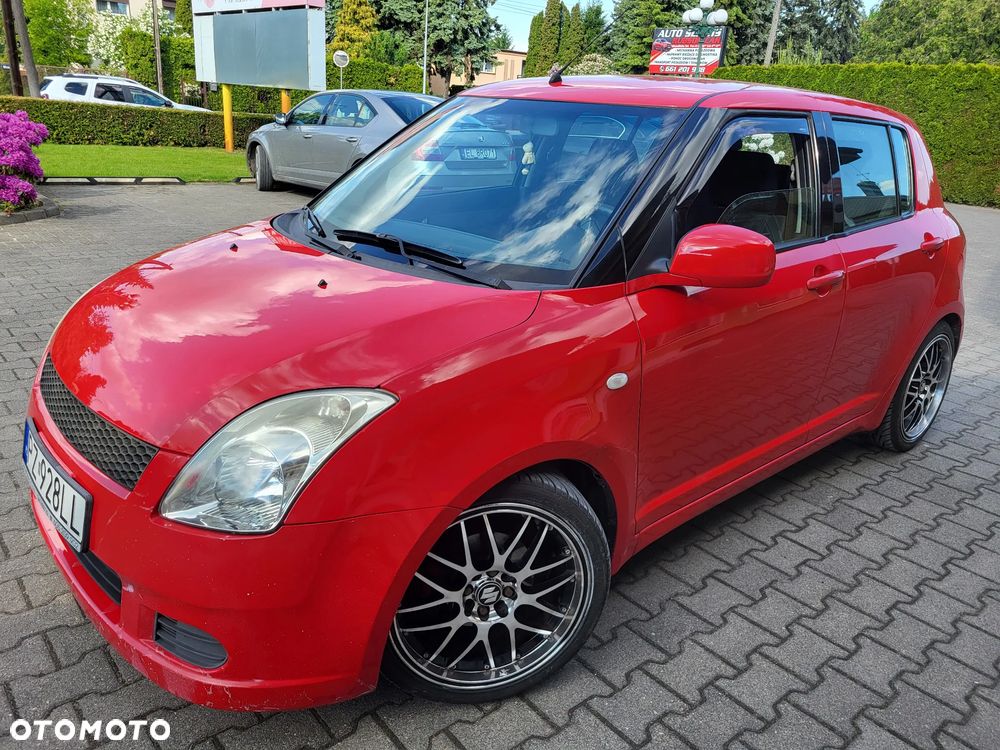 Suzuki Swift - 1