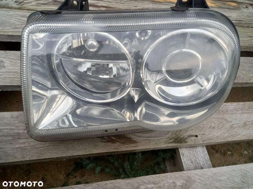 CHRYSLER 300C LAMPA PRZEDNIA PRAWA LEWA XENON - 8