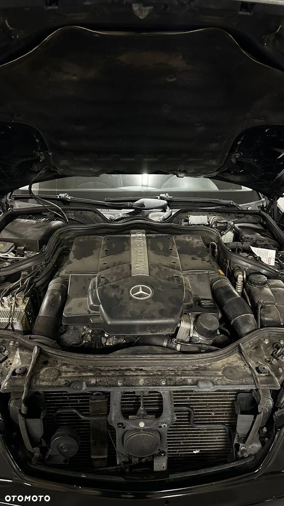 Mercedes-Benz Klasa E 500 4-Matic Elegance - 22