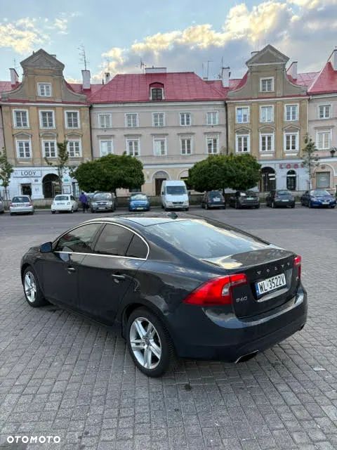 Volvo S60 2.5 T5 - 5