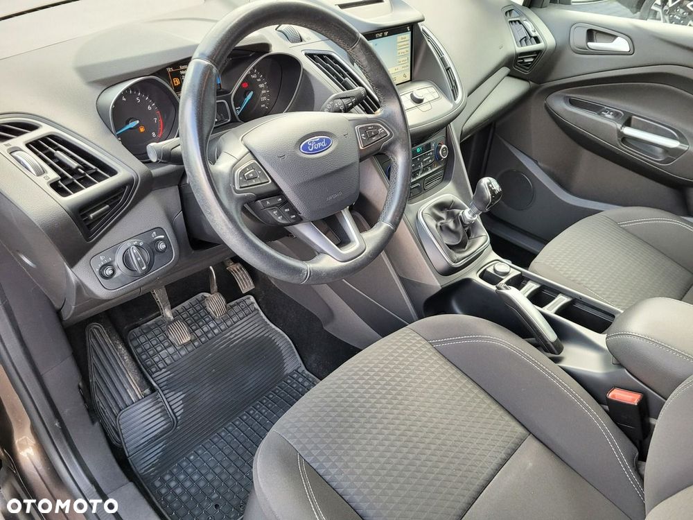 Ford Grand C-MAX - 13