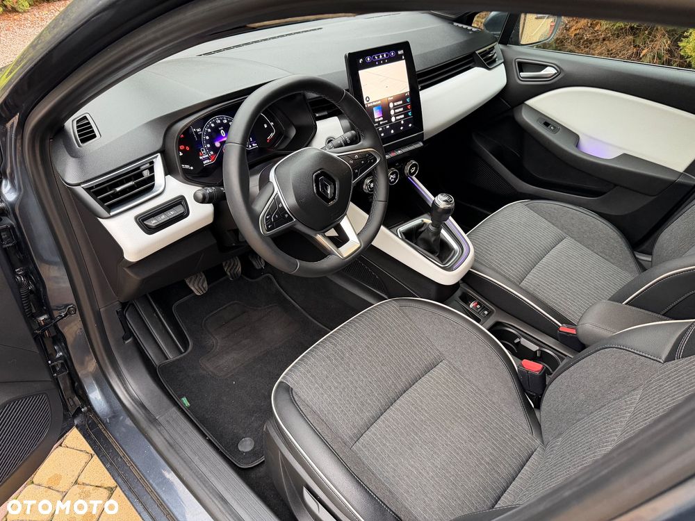 Renault Clio BLUE dCi 100 INTENS - 9