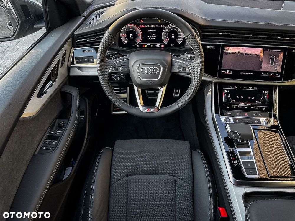 Audi Q8 - 24
