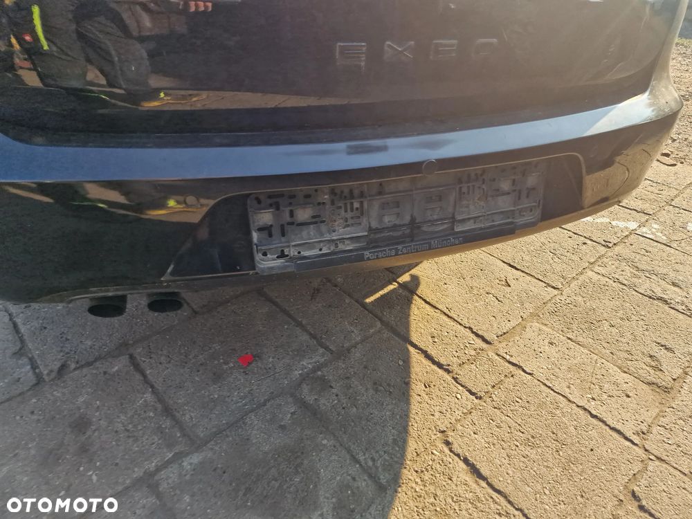 Zderzak  tył  seat  exeo kombi  w  kolorze  LZ9Y - 4
