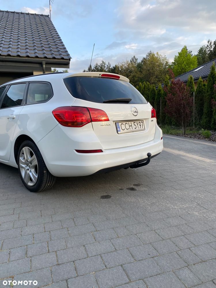 Opel Astra 1.7 CDTI Cosmo - 4